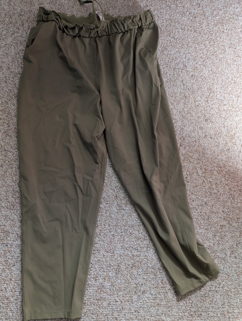 lululemon Olive Green Ankle Pants